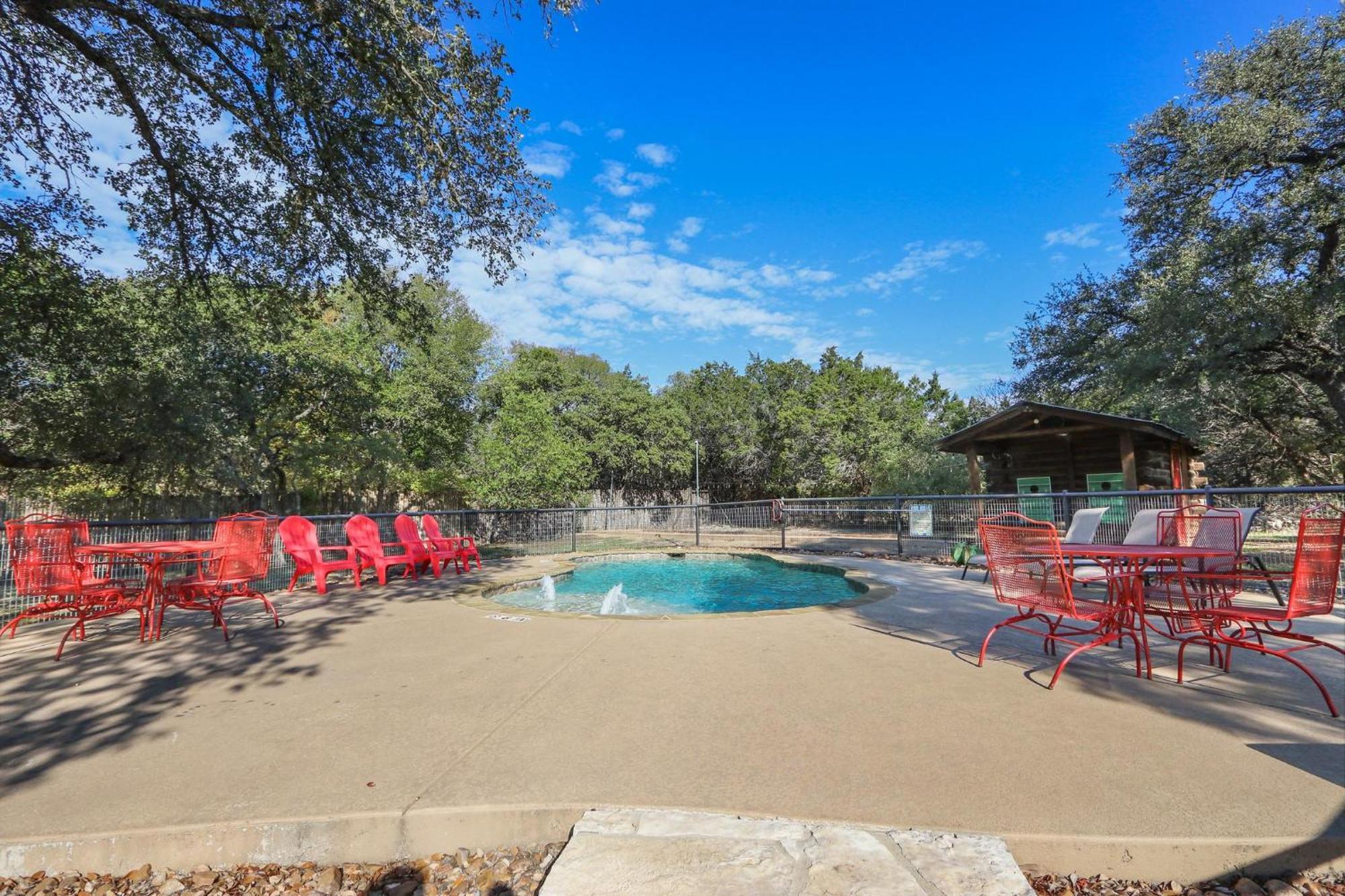Wimberley Log Cabins Resort And Suites- Unit 5 Экстерьер фото