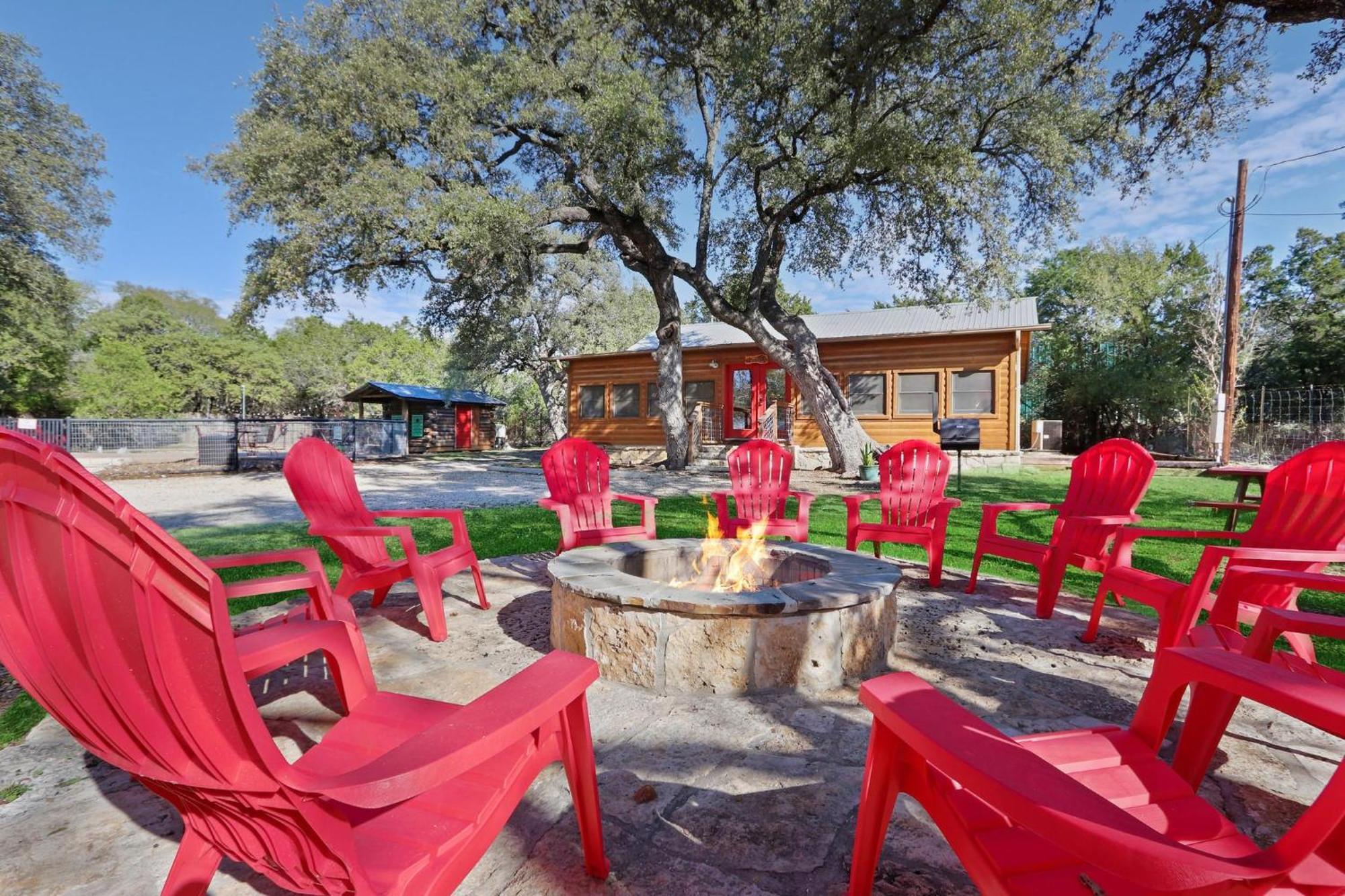 Wimberley Log Cabins Resort And Suites- Unit 5 Экстерьер фото