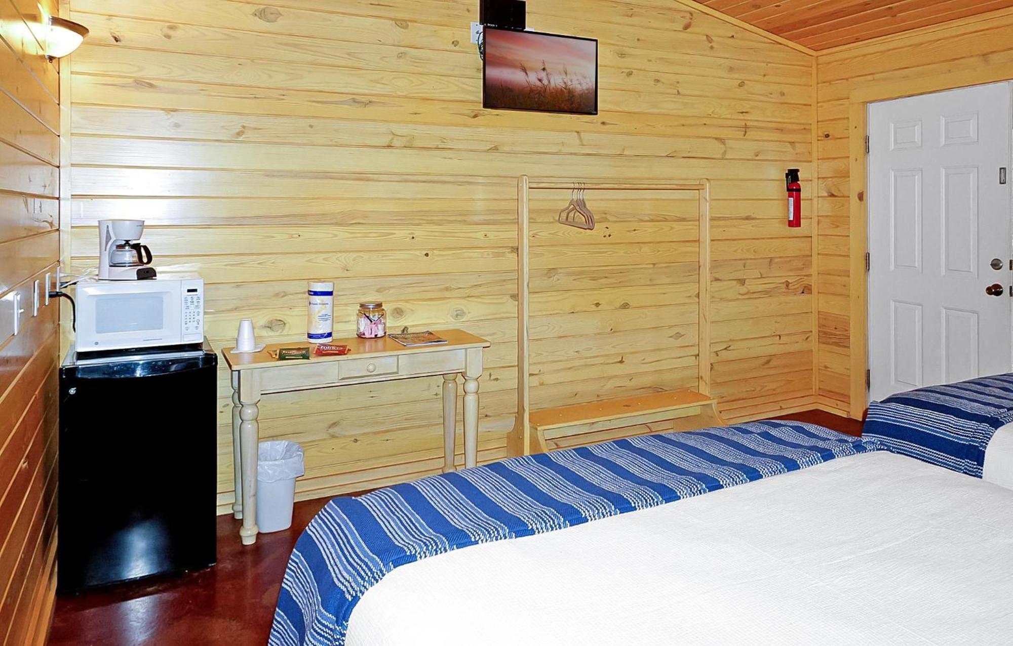 Wimberley Log Cabins Resort And Suites- Unit 5 Экстерьер фото